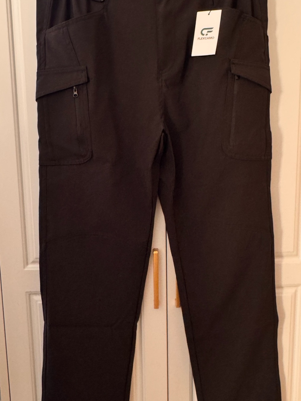 Men’s Black Flexcamo Cargo Pants with Multi-Pocket Utility